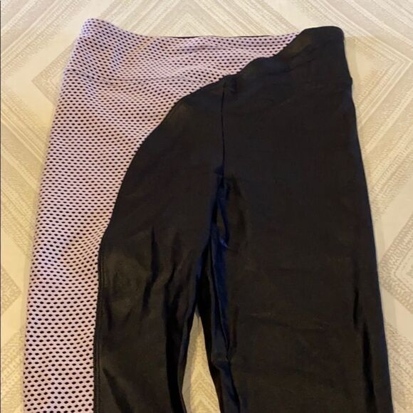 Koral Black Leggings with Light Pink Mesh Panel - Picture 5 of 7